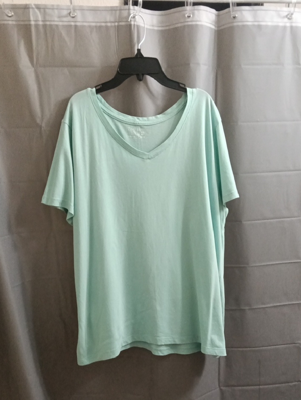 Time and Tru Light Mint V-Neck Tee
